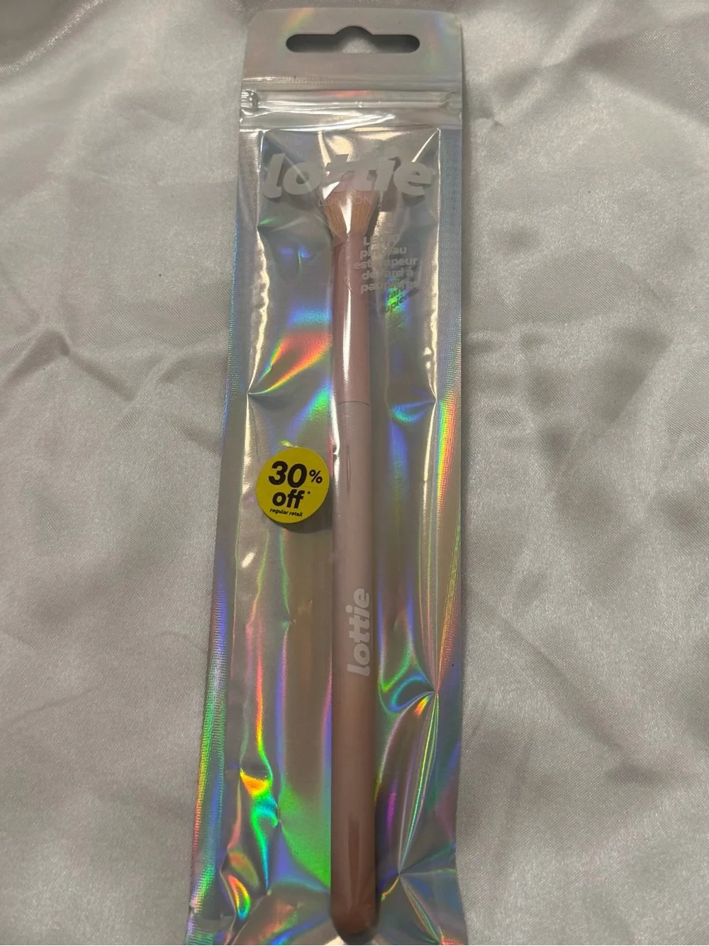 Lottie London Tapered Blending Brush (LE010) Vegan Cruelty Free Light Pink